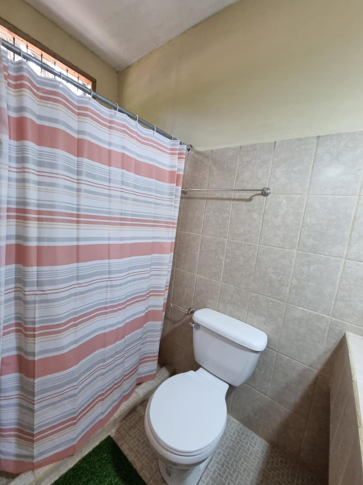 Ometepe House Bed & Breakfast Мойогалпа Екстериор снимка