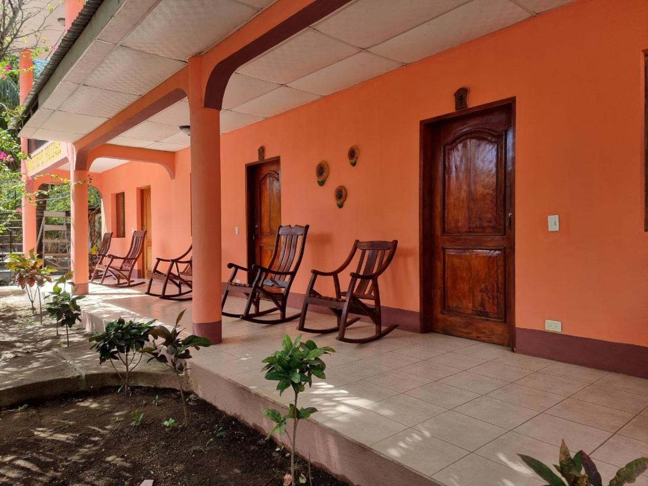 Ometepe House Bed & Breakfast Мойогалпа Екстериор снимка