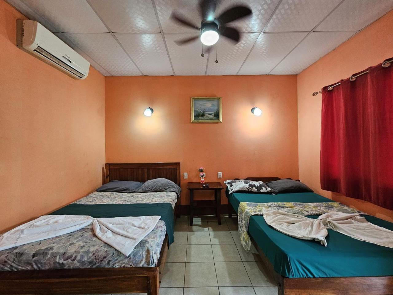 Ometepe House Bed & Breakfast Мойогалпа Екстериор снимка