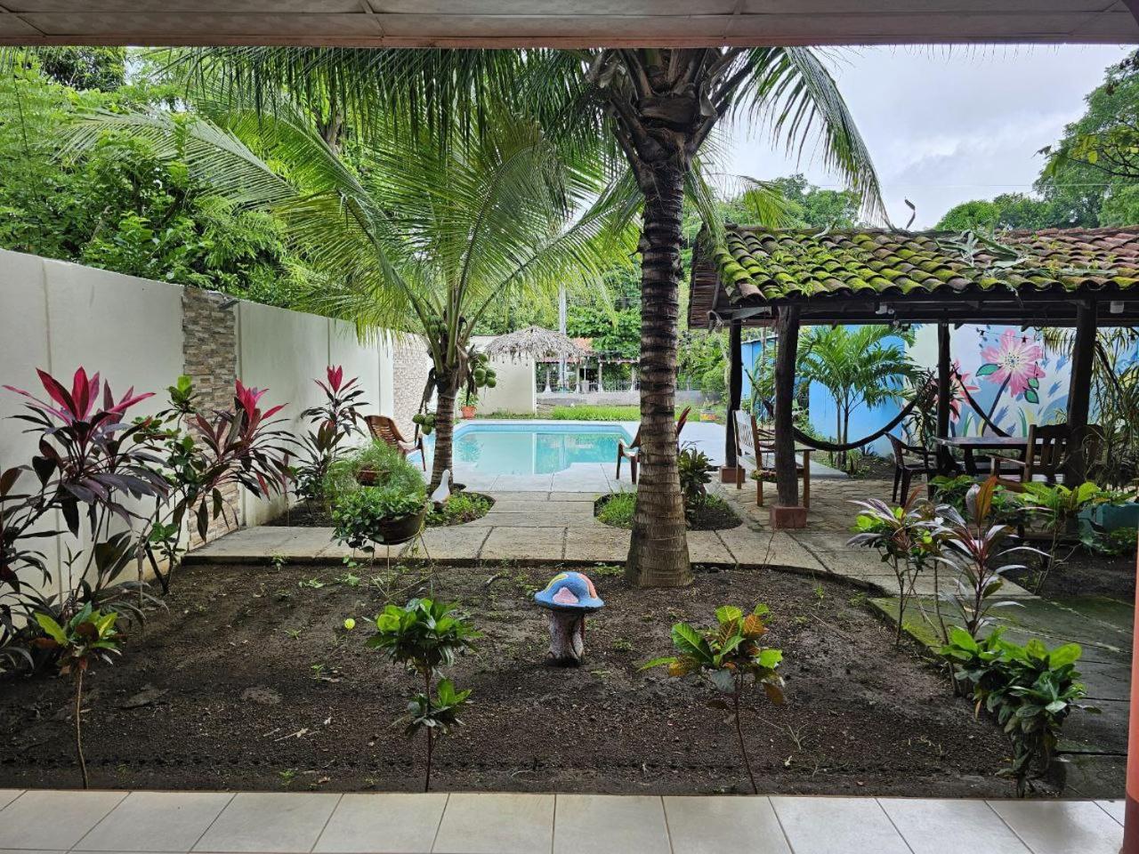 Ometepe House Bed & Breakfast Мойогалпа Екстериор снимка